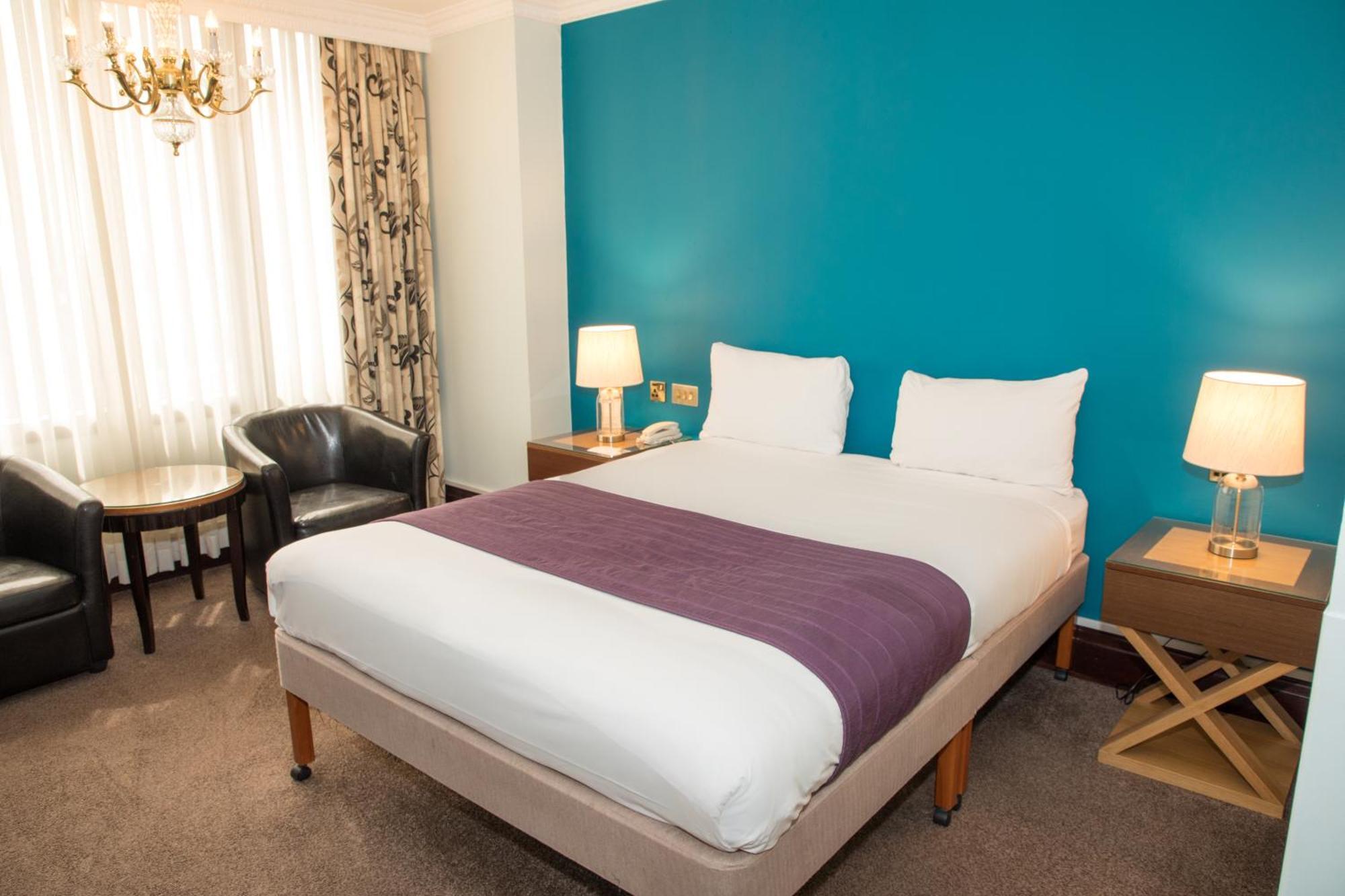 Britannia International Hotel Canary Wharf Londen Buitenkant foto A room at the hotel